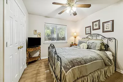 125 E Park Drive Drive, Montgomery, TX 77356 - Photo 19