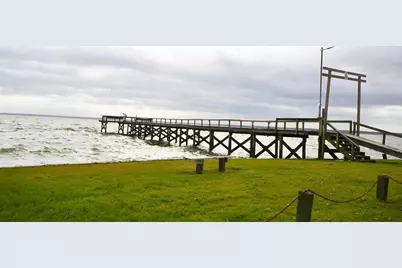 189 W Lakeview, Onalaska, TX 77360 - Photo 3