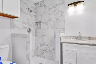 189 W Lakeview, Onalaska, TX 77360 - Photo 11