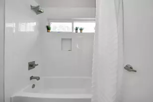 1903 Wipprecht St, Houston, TX 77020 - Photo 27