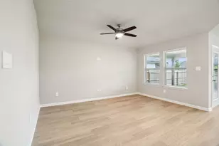 12011 Shining Lk Dr, Baytown, TX 77523 - Photo 3