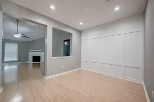 2802 Burgess Hill Ct, Pearland, TX 77584 - Photo 11