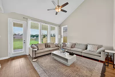 24607 Carleton Lake Lane, Tomball, TX 77375 - Photo 17