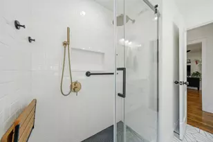 5402 Karcher St, Houston, TX 77009 - Photo 11