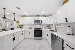 5402 Karcher St, Houston, TX 77009 - Photo 7