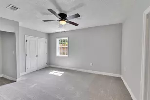 9707 Nedwald St, Houston, TX 77029 - Photo 5