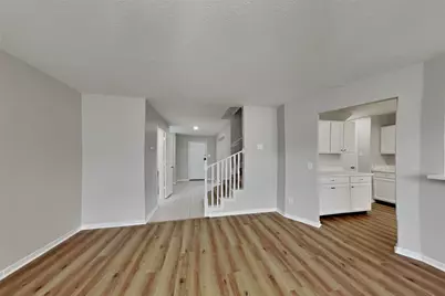 18327 Willow Moss Drive, Katy, TX 77449 - Photo 5