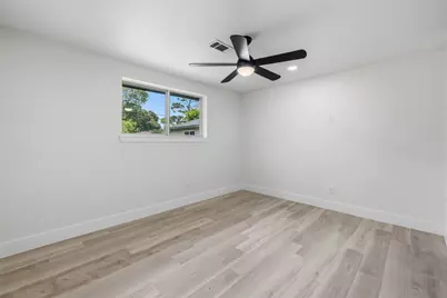 5927 Beaudry Drive, Houston, TX 77035 - Photo 33