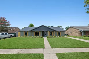 5927 Beaudry Dr, Houston, TX 77035 - Photo 3