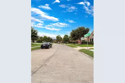 12402 Pepper Creek Lane, Pearland, TX 77584 - Photo 3