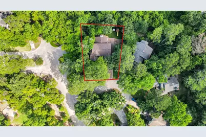 3 Hidden Deer Corner Court, The Woodlands, TX 77381 - Photo 3