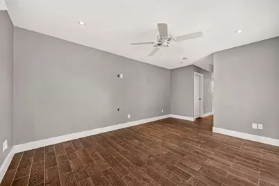 3 Hidden Deer Corner Court, The Woodlands, TX 77381 - Photo 21