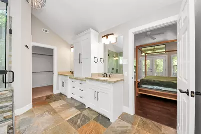 3 Hidden Deer Corner Court, The Woodlands, TX 77381 - Photo 29