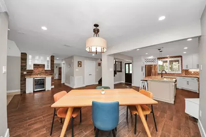 3 Hidden Deer Corner Court, The Woodlands, TX 77381 - Photo 11