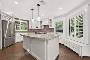 3 Hidden Deer Corner Ct, The Woodlands, TX 77381 - Photo 1