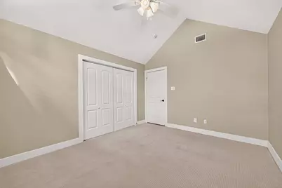3 Hidden Deer Corner Court, The Woodlands, TX 77381 - Photo 37