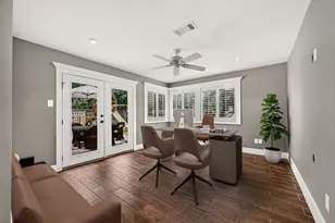 3 Hidden Deer Corner Ct, The Woodlands, TX 77381 - Photo 23