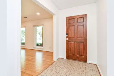 5127 Hummingbird Street, Houston, TX 77035 - Photo 3
