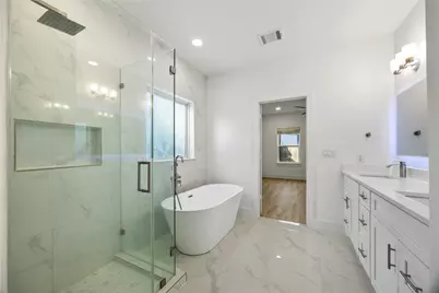 1121 Austin Street, Rosenberg, TX 77471 - Photo 27