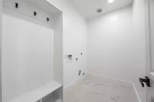 1121 Austin St, Rosenberg, TX 77471 - Photo 11