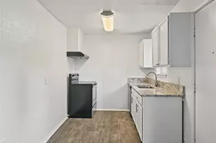 4114 Clover St, Houston, TX 77051 - Photo 5