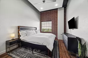 1111 Studewood St, Houston, TX 77008 - Photo 3