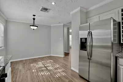141 W Woodstock Circle Drive, The Woodlands, TX 77381 - Photo 9