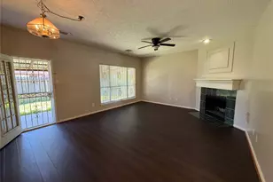 13403 Agarita Ln, Houston, TX 77083 - Photo 3