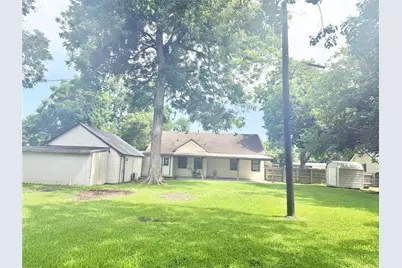 212 South Street, Baytown, TX 77520 - Photo 41