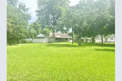 212 South Street, Baytown, TX 77520 - Photo 31
