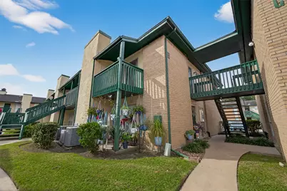 1516 Bay Area Boulevard #H10, Houston, TX 77058 - Photo 3