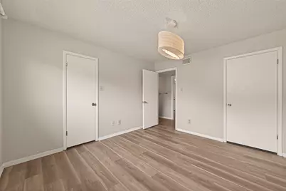 1516 Bay Area Boulevard #H10, Houston, TX 77058 - Photo 13