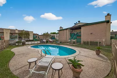 1516 Bay Area Boulevard #H10, Houston, TX 77058 - Photo 21