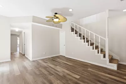 313 Grand Avenue, Bacliff, TX 77518 - Photo 17