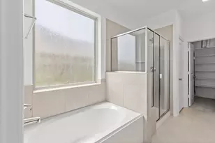 15318 Spring Lake Ave, Mont Belvieu, TX 77523 - Photo 27