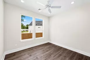 6832 Morrow St, Houston, TX 77091 - Photo 5