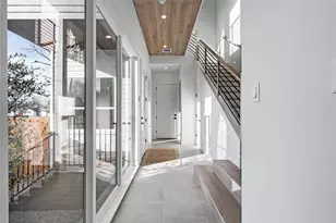 314 E 35th St, Houston, TX 77018 - Photo 3