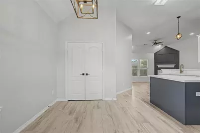 7822 Mary Katheryns Crossing, Conroe, TX 77304 - Photo 17