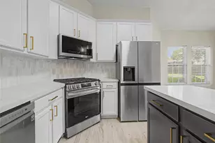 7822 Mary Katheryn's Crossing, Conroe, TX 77304 - Photo 13