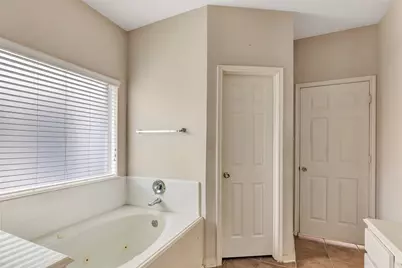 18203 Maple Arbor Court, Cypress, TX 77429 - Photo 29