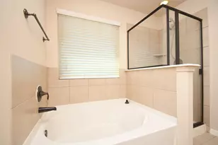 10015 Bitternut Hickory Ln, Tomball, TX 77375 - Photo 17