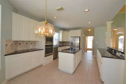 1711 Emma Cove Court, Sugar Land, TX 77479 - Photo 19