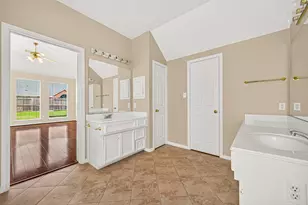 1711 Emma Cove Ct, Sugar Land, TX 77479 - Photo 29