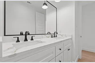 17418 Bristow, Galveston, TX 77554 - Photo 19