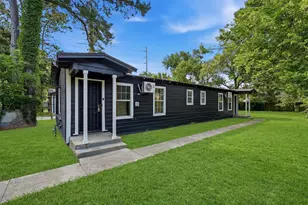 8038 Record St, Houston, TX 77028 - Photo 1
