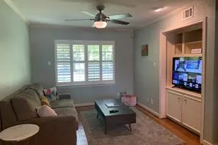 9626 Long Branch Ln, Houston, TX 77055 - Photo 3