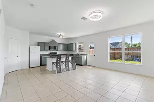 11017 Panther Ct, Houston, TX 77099 - Photo 7