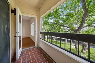 2211 S Braeswood Blvd, Houston, TX 77030 - Photo 21