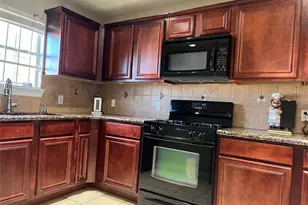 10902 Seneca St, Houston, TX 77016 - Photo 3