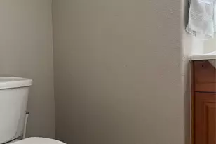 10902 Seneca St, Houston, TX 77016 - Photo 7